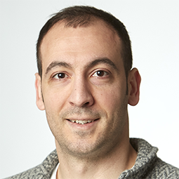 Profile of Ozcan Essen.