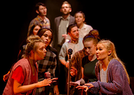 In The Middle Of The West - Web