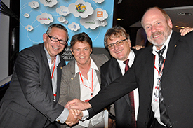 Ruth Crabtree , Gerco Van Dalfsen , Hervert Voratsheck & Per Goran Fahlstrom - Web