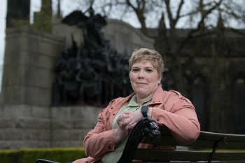 Caption:Dr Linsey Robb