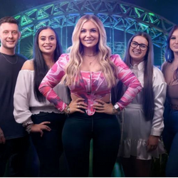 an image of cast members from the TV show Angels of the North