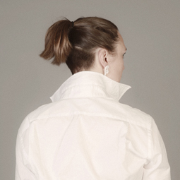 a person wearing a white shirt