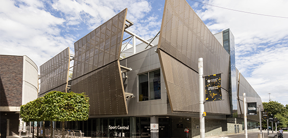 Spport central buildin