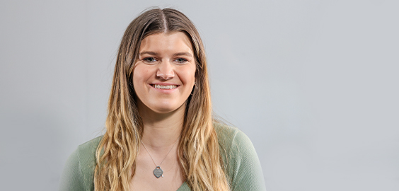 Headshot of Katie Riddle